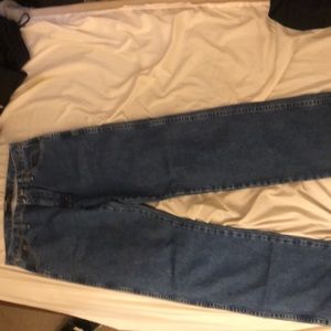 Wrangler blue jeans from George Strait collection size 32-32